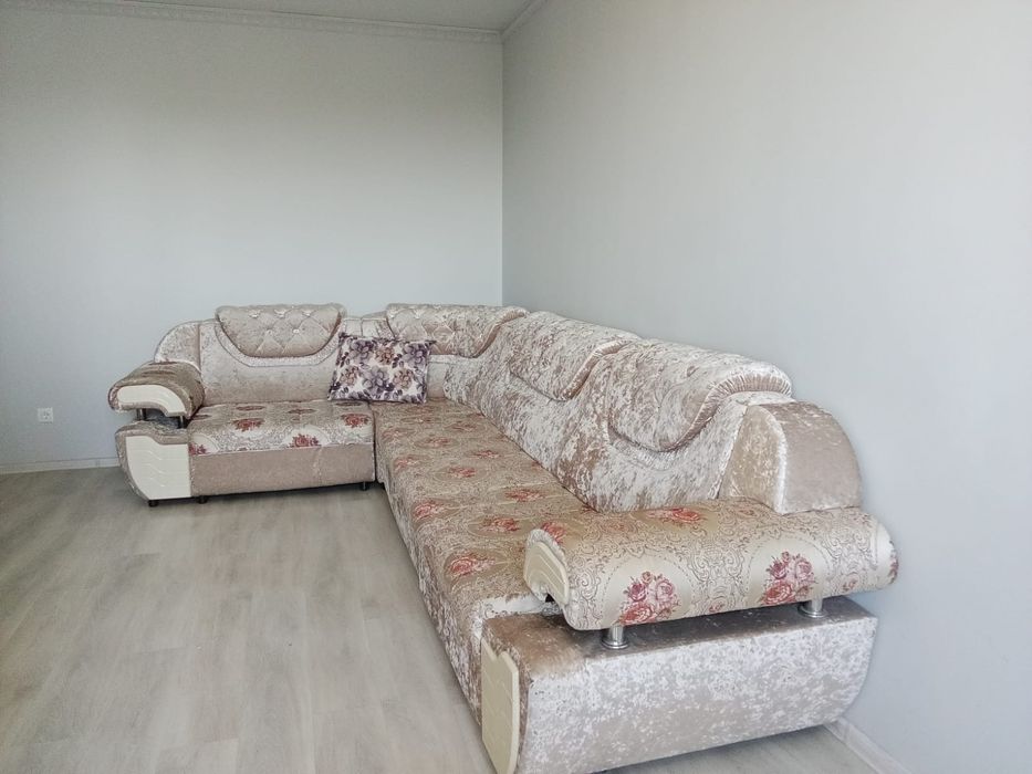 Мягкий диван угловой