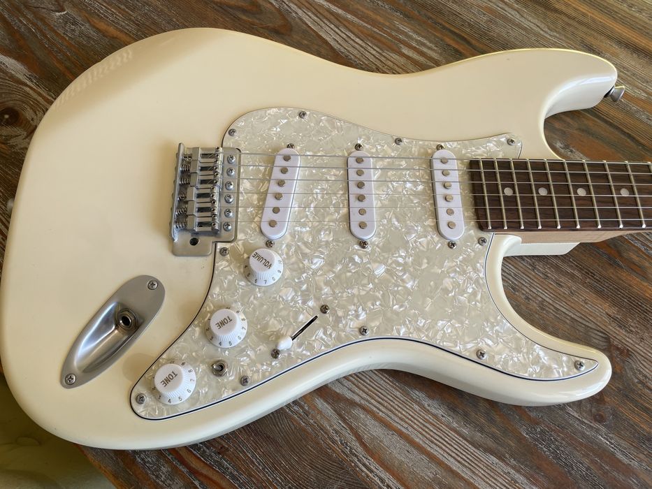 Стратокастер Реплика