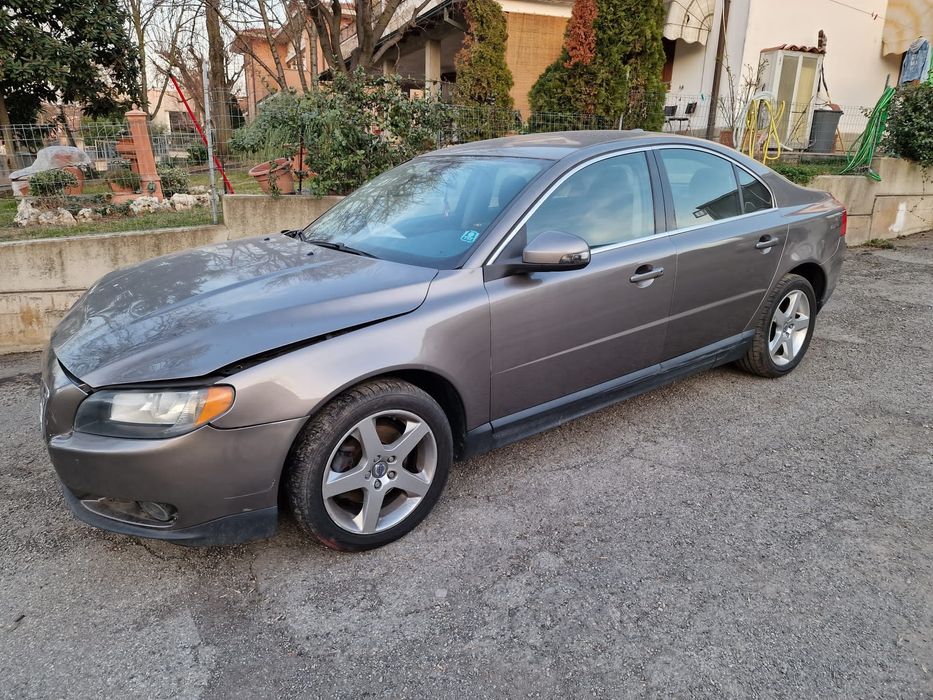 Volvo S80 2.4 186 к.с. 2009 г.