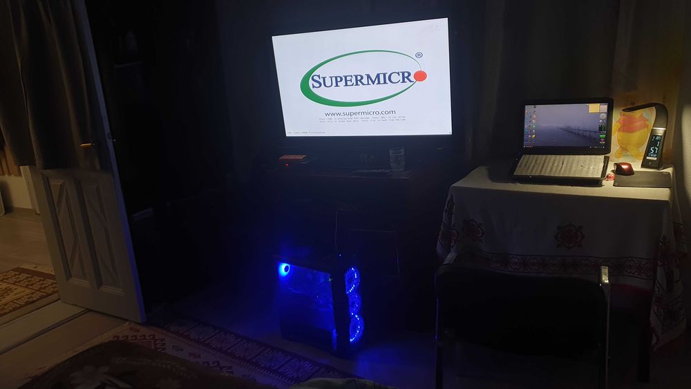 Sistem Supermicro i7 7700 16GB DDR4 RX580 impecabil
