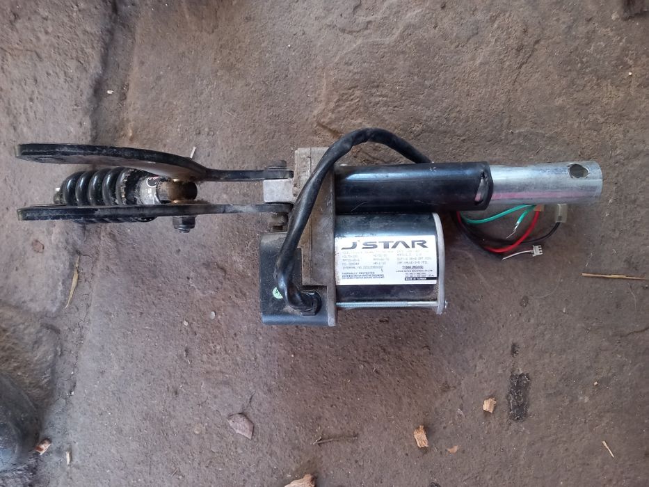 Motor pas cu pas j star