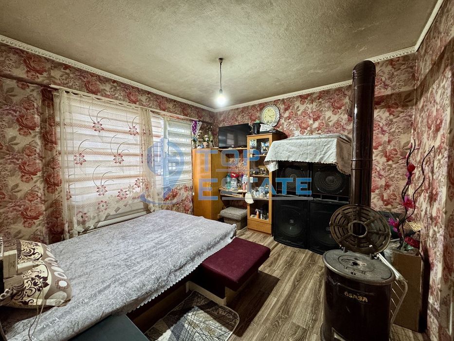 Продава се Двустаен апартамент в Стражица - 72 кв.м за 413 €/кв.м - Снимка #2