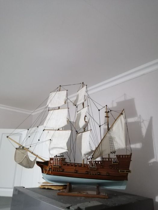 Декоративный корабль-макет