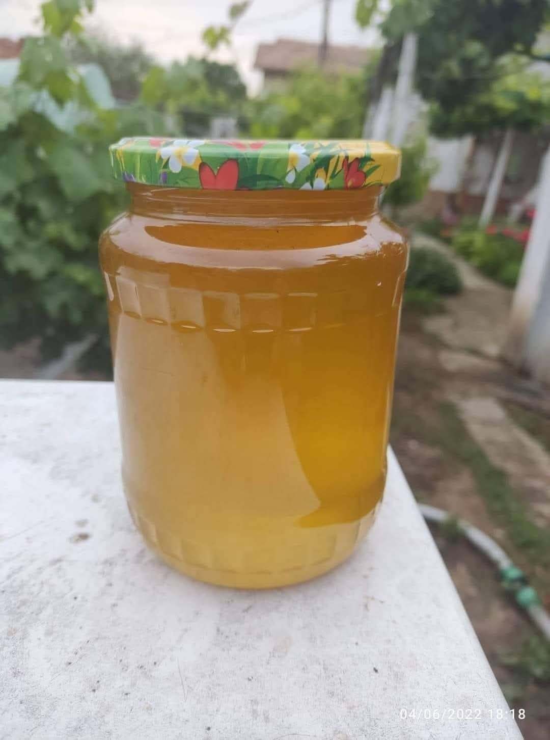 Продавам пчелен мед