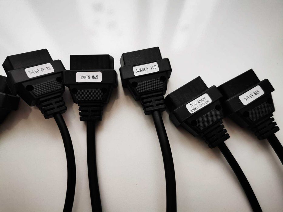 Set 8 adaptoare mufa OBD 2 diagnoza camioane dube Man Scania Iveco DAF