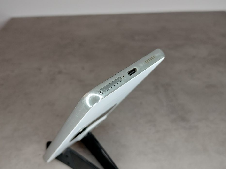 Samsung Galaxy A53 5G - 6gb RAM, 128gb stocare