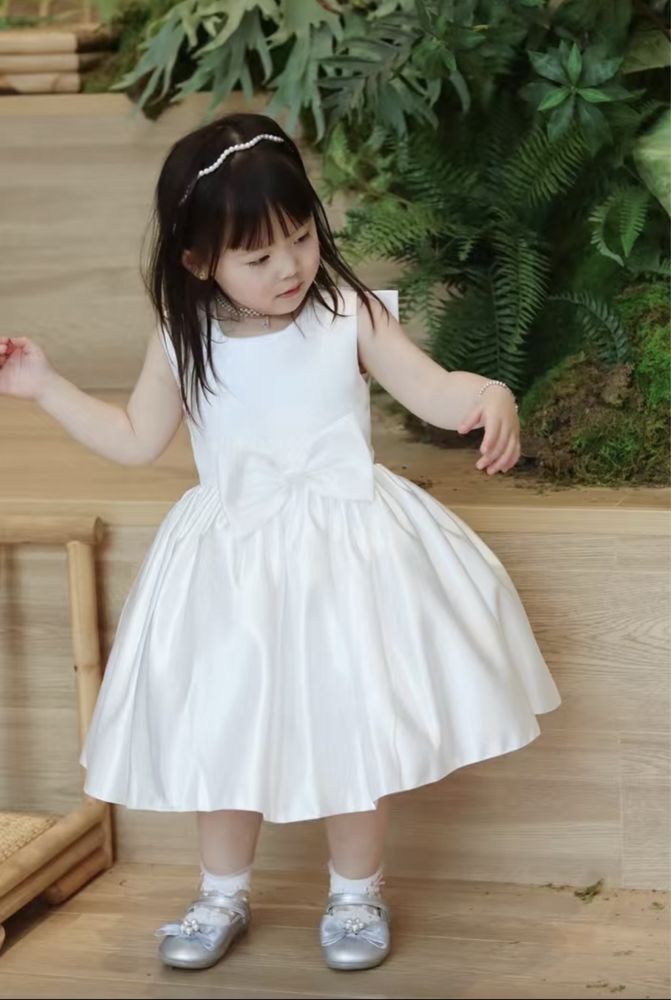 Детские нарядные платья на прокат возраст 3-4-5 лет