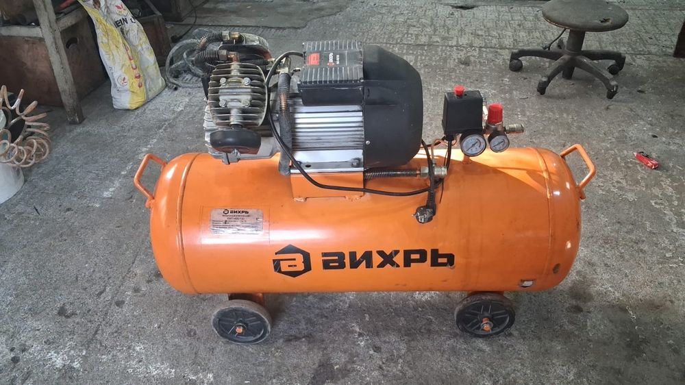 Компрессор Вихрь 100 л