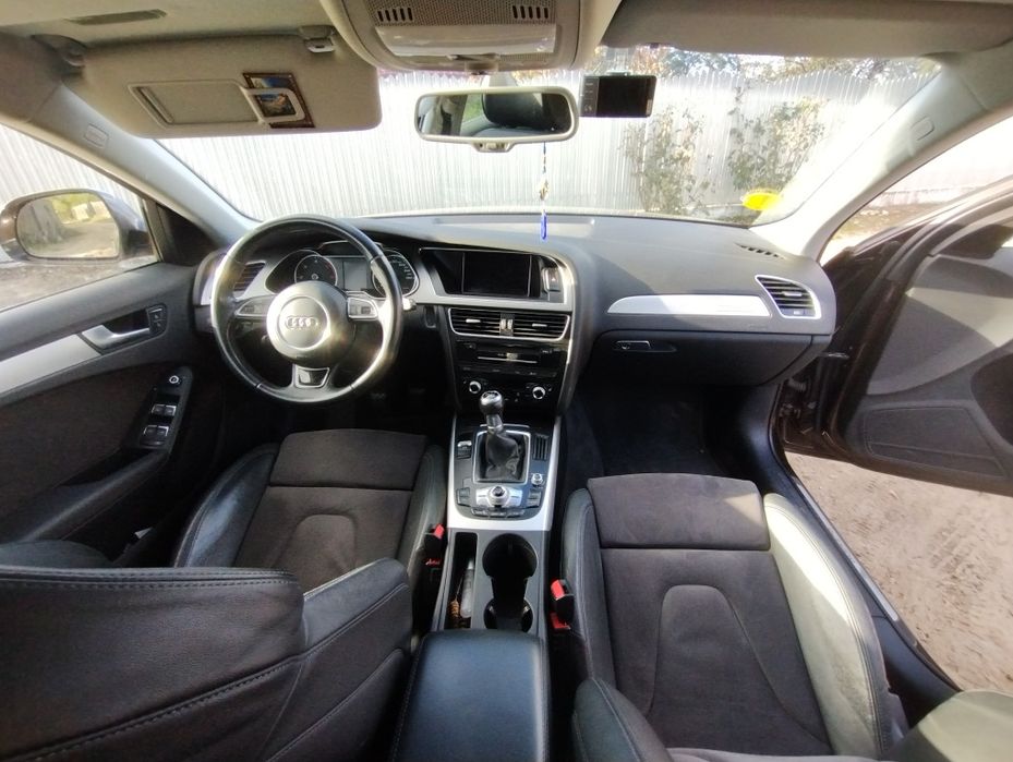 Vând Audi A4 Allroad 2.0 TDI