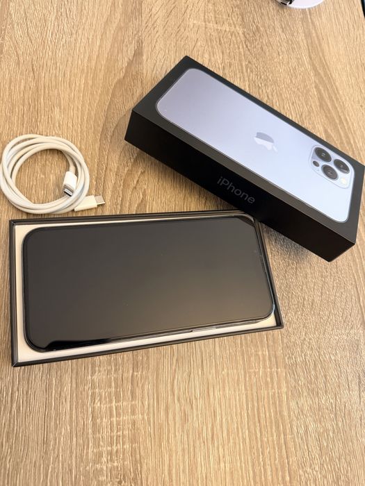 iPhone 13 Pro Max – 128 GB – Albastru – Impecabil