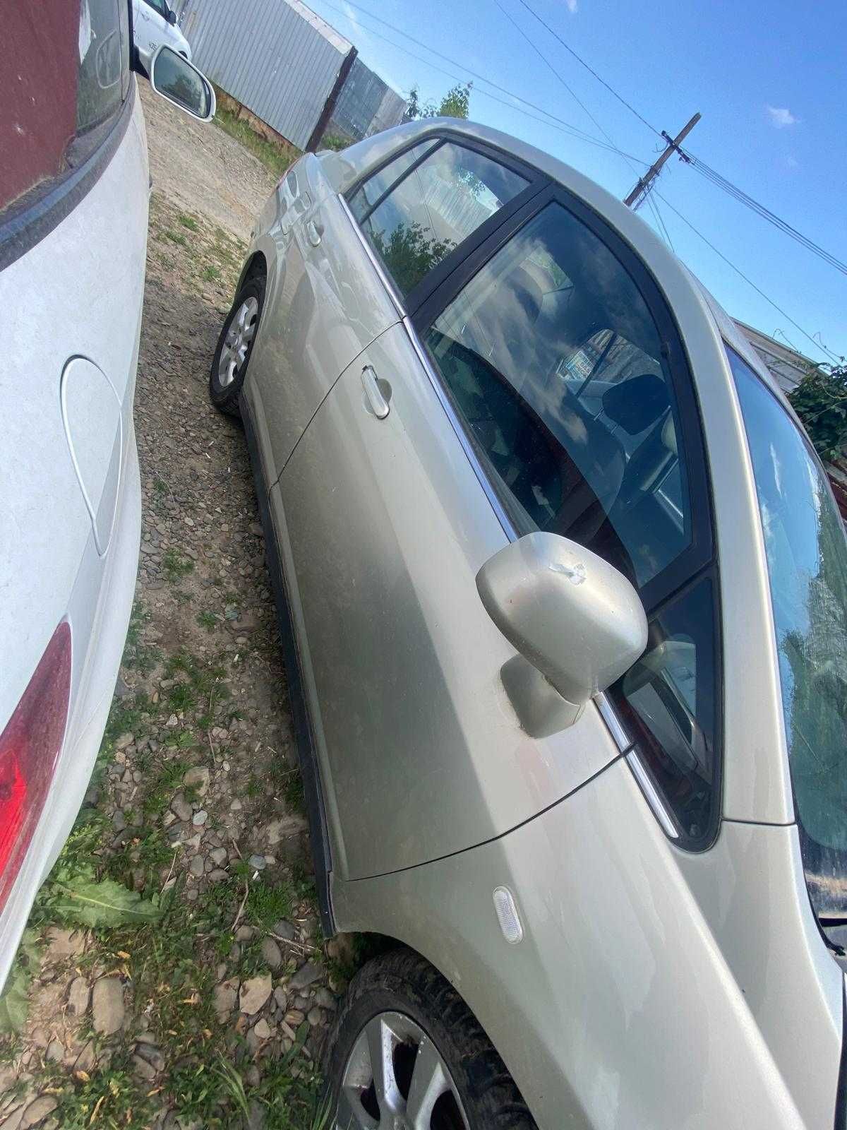 Haion Nissan Tiida motor cutie bara capota portiera triple piese
