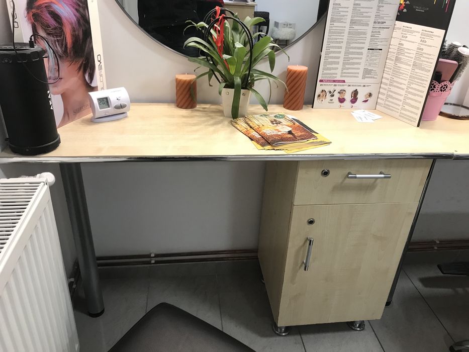 Mobilier salon coafură/ frizerie