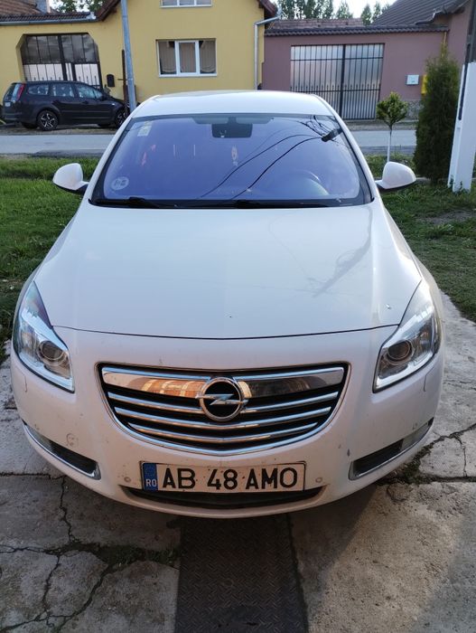 Opel insignia vând sau schimb cu basculabile 3,5 tone