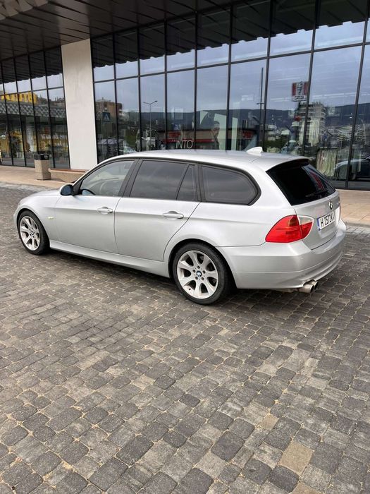 BMW 320i газ/бензин