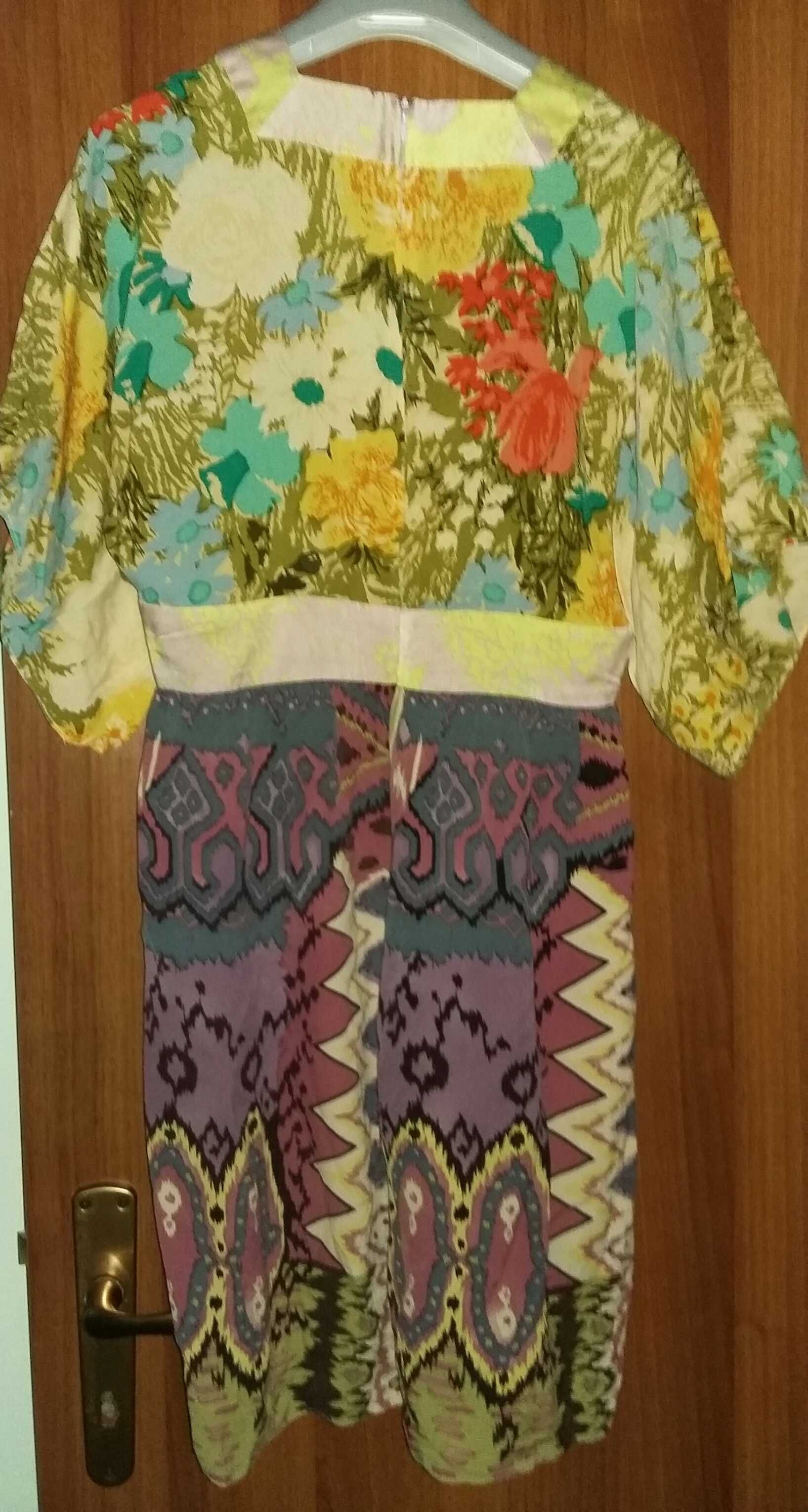 От естествена коприна Bela Fashions