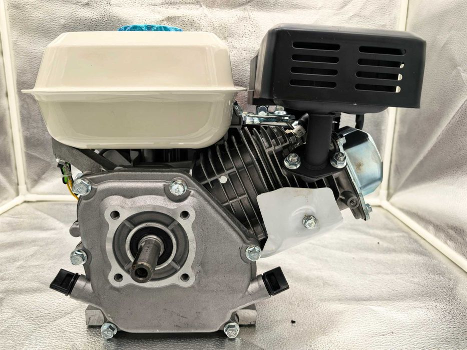 Motor benzina universal 7 5 CP profil jos 449 lei