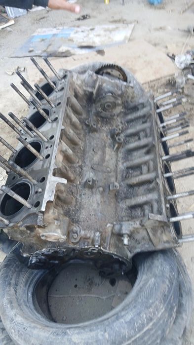 Ямз.7511.булок.галофка.распредвал.гилза.восем.штук.нови.ишо.ест.гидра.