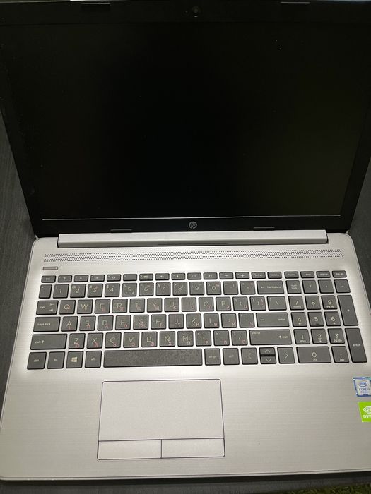 Лаптоп HP 250 G7 за части