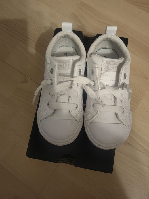 Детски оригинални кожени  кецове Converse