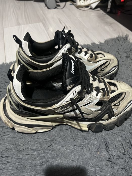 Balenciaga Track v2 Beige size 42