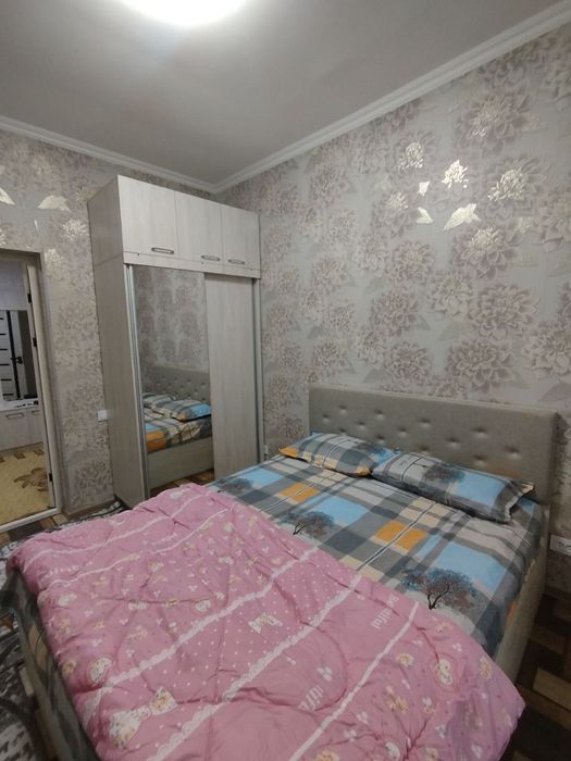 2х комнатная с мебелью и техникой в 10 микрорайоне (новостройка)