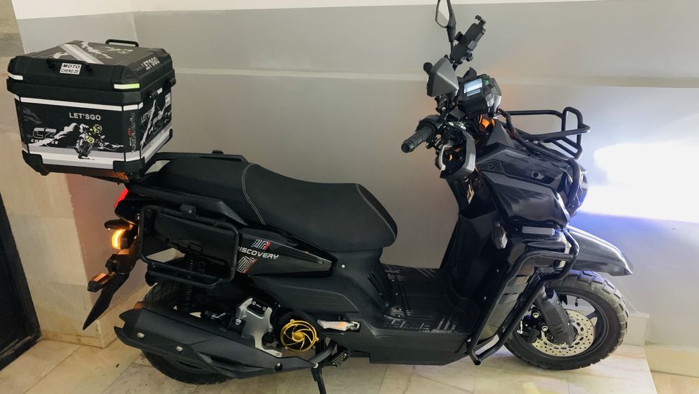 Скутер танк Tank Skuter очень хорошем состояние