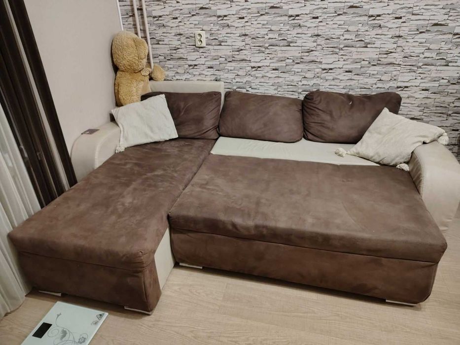 Разтегателен диван