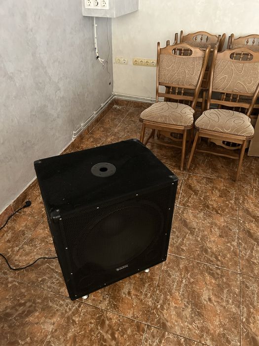 Statie reciver Denon Avr x2400H si subwoofer