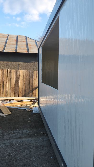 Vând Container Modular