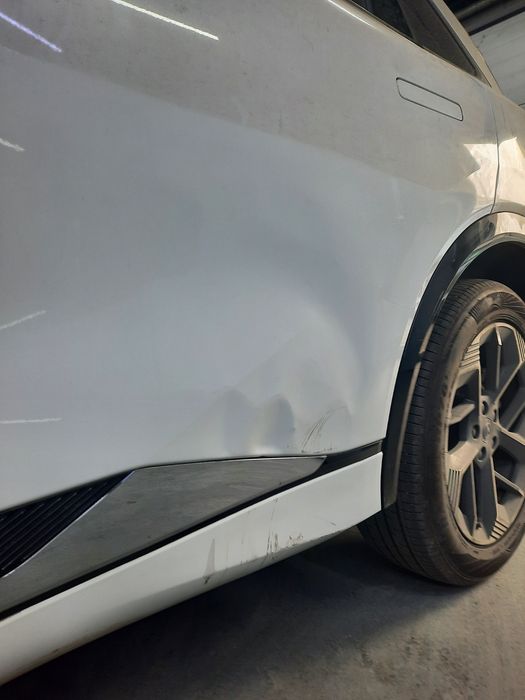 Удаление вмятин без покраски ПДР PDR