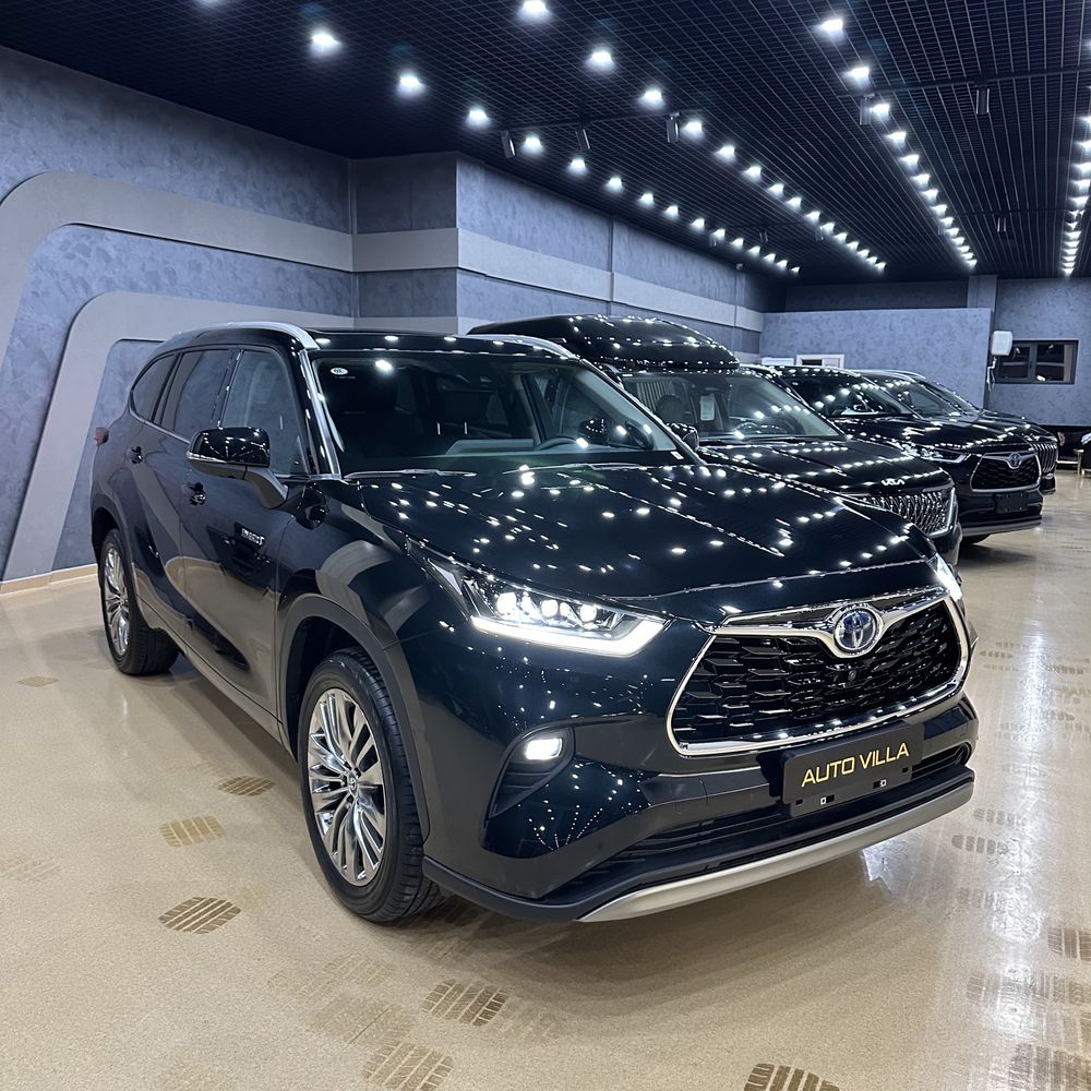 Toyota Highlander hybrid Limited 2023 Срочна