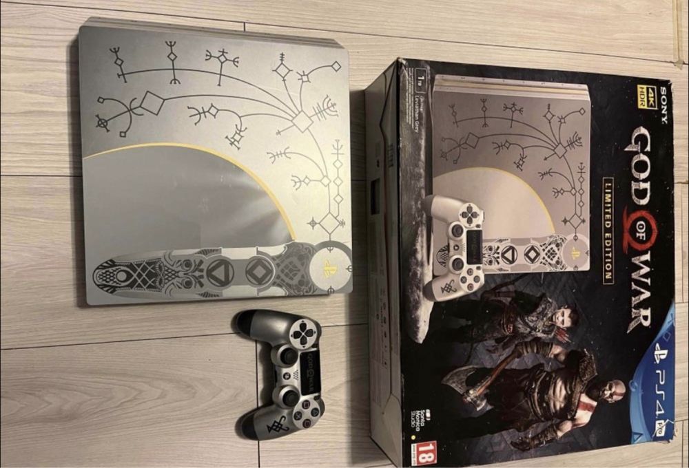 Consola ps4 God Of War