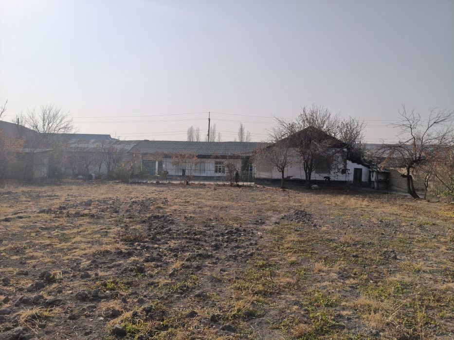 Ховли уй сотилади СРОЧНА