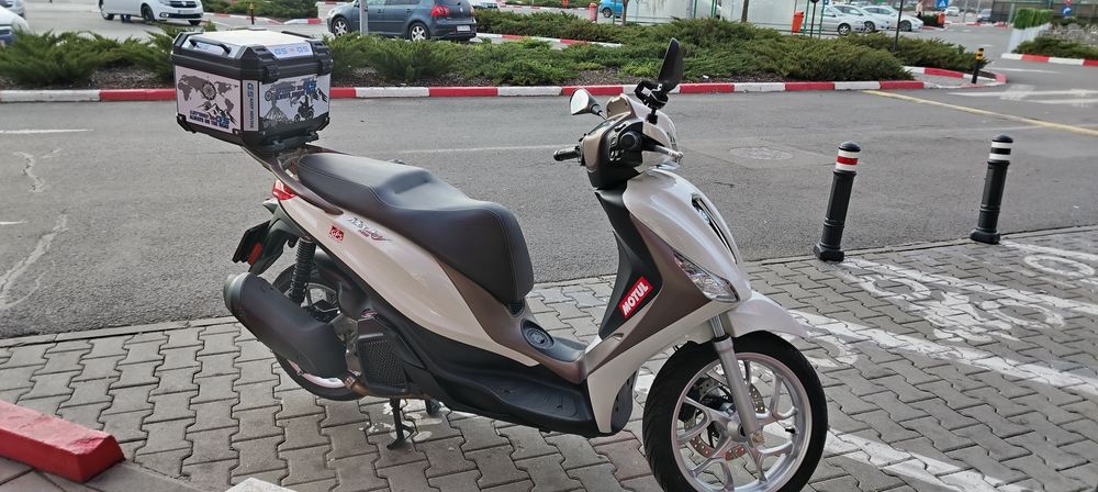 Scuter Piaggio Medley 155cmc