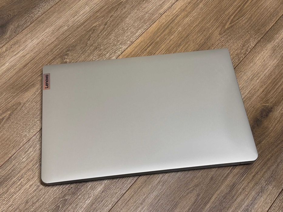 Lenovo Ideapad 1 Ryzen 7 3700/8RAM/512SSD/Full HD запазен