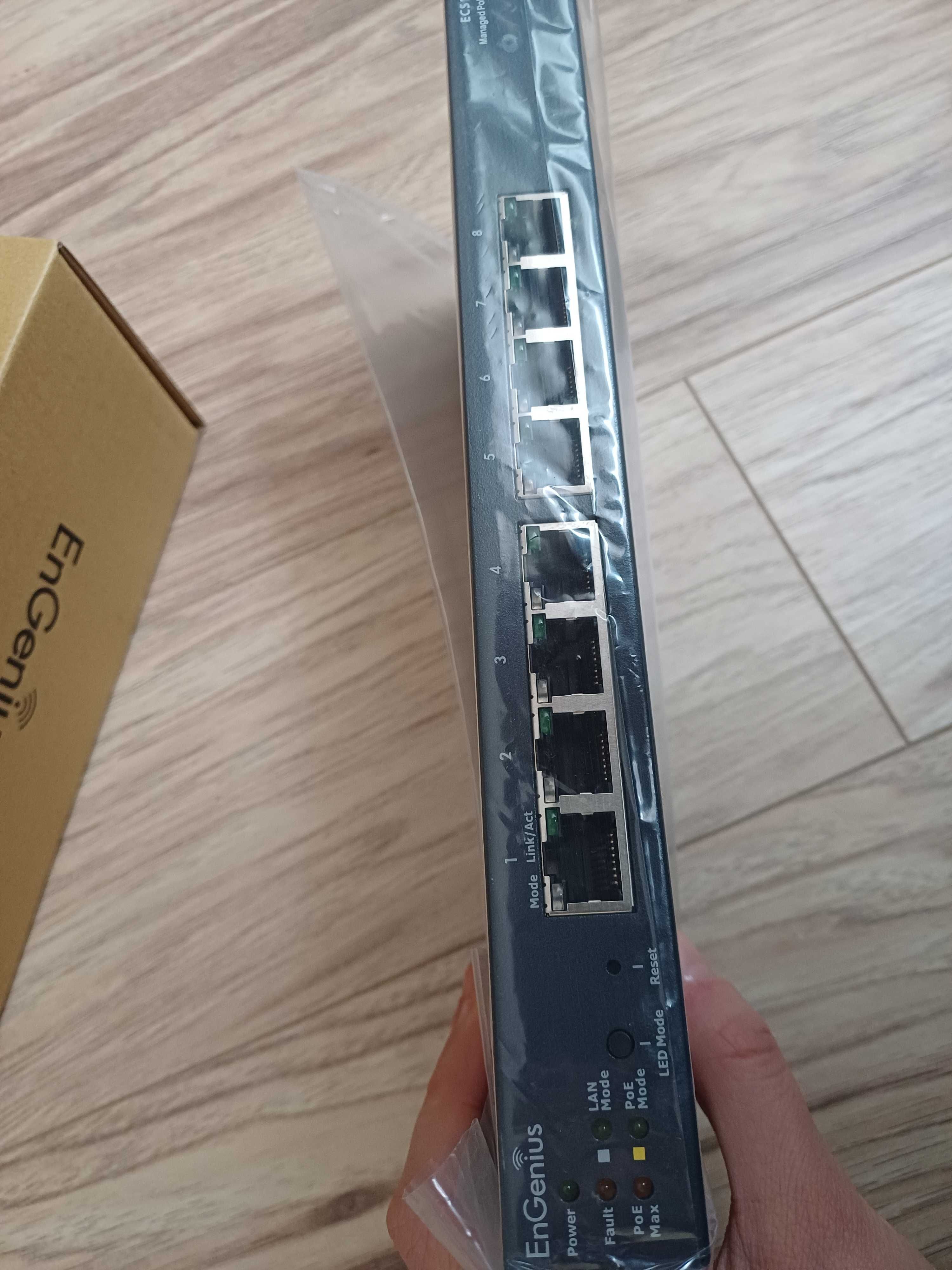 EnGenius ECS1008P 8-Port PoE Switch