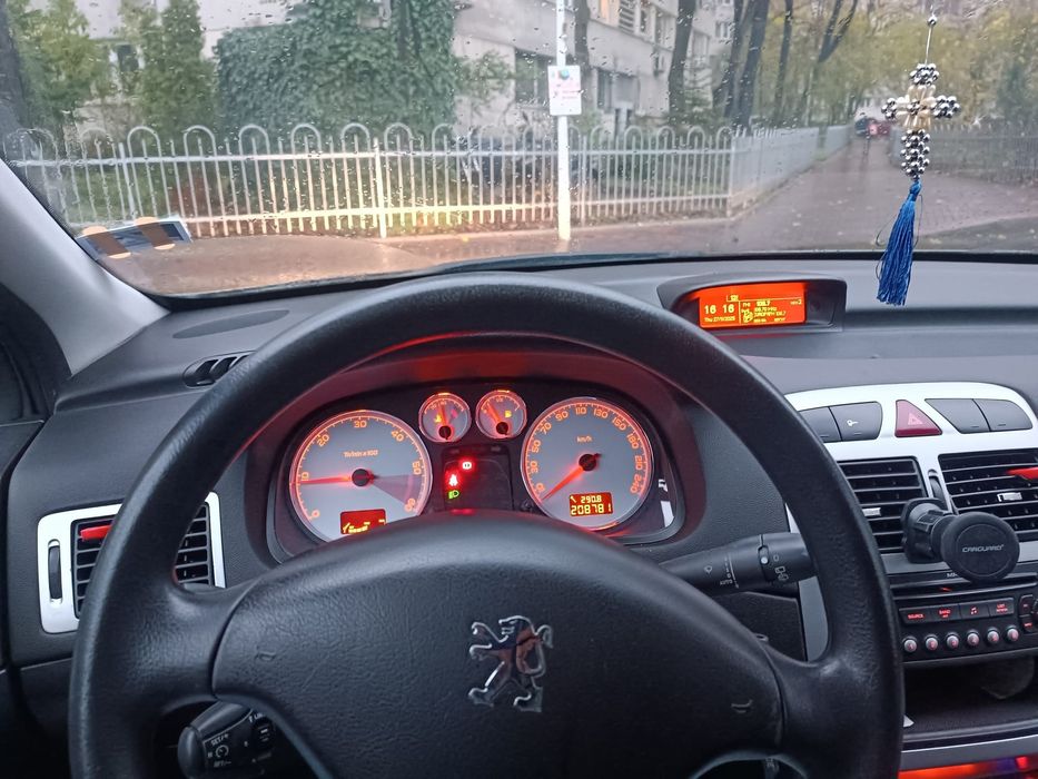 Vând Peugeot 307