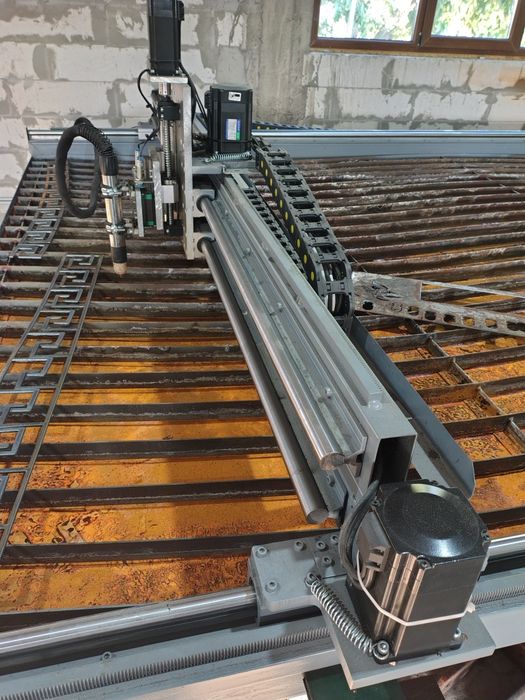 CNC PLASMĂ 2000x3000 THC