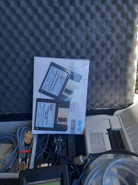 Se vinde tester presiune  hidraulice stare noua
