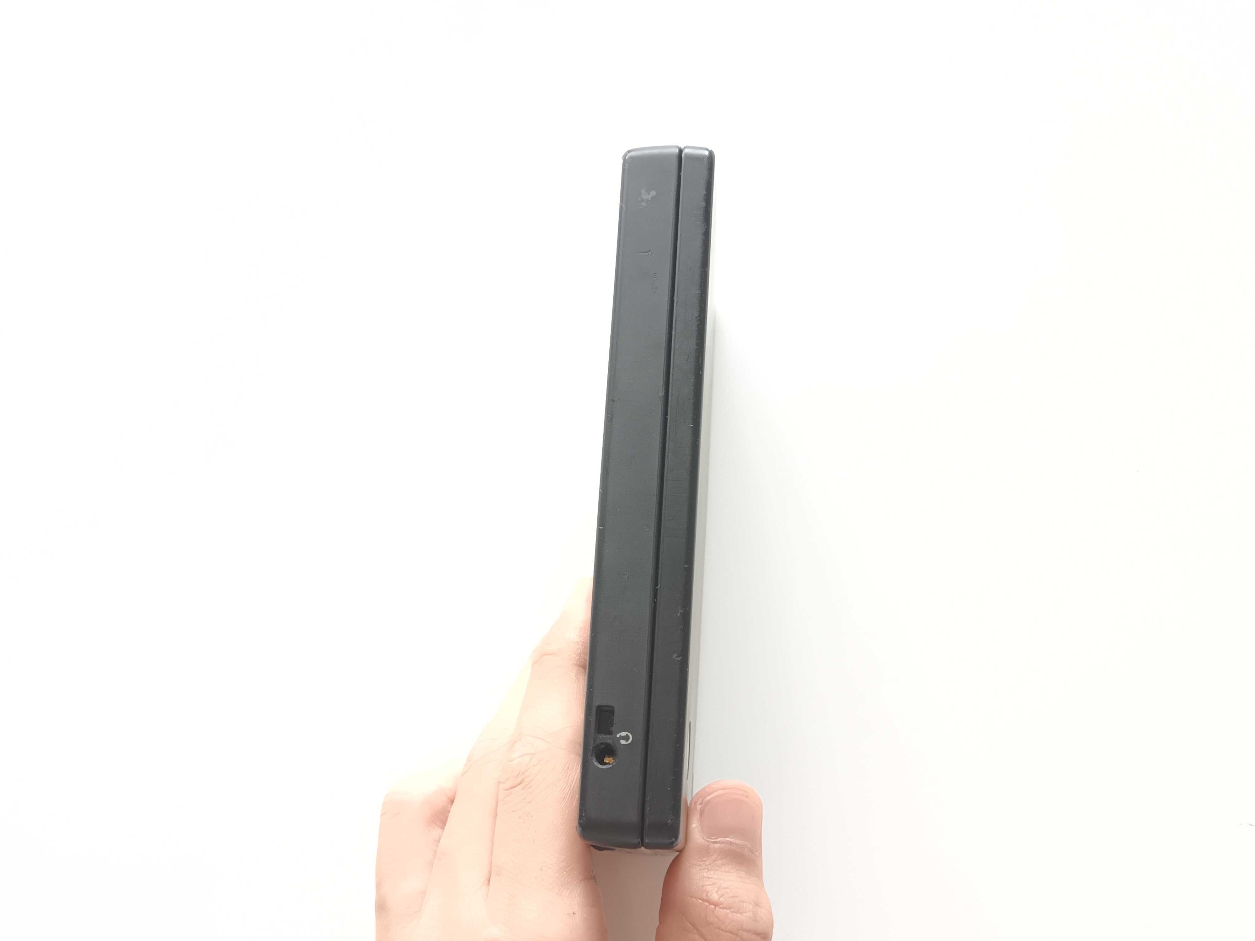 Конзола Nintendo DSi с качени много игри - Mario, Pokemon, Zelda