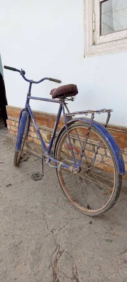 Velosiped qiziltepada
