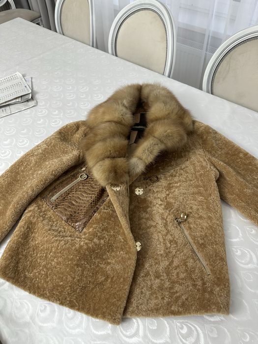 Шубка продам очень красивая