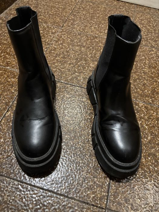 Боти sinsay 41 номер в много добро състояние