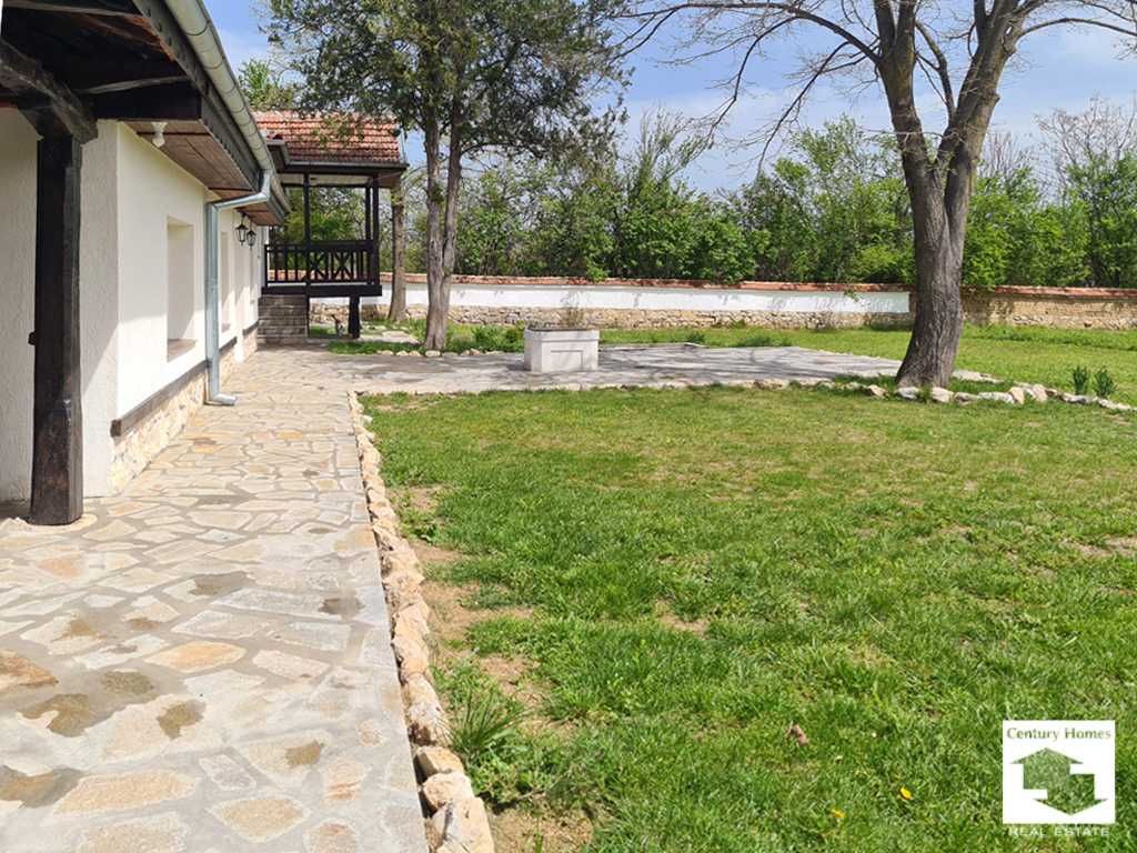 Продава се Къща в с. Хотница, Област Велико Търново - 120 кв.м за 1334 €/кв.м - Снимка #15