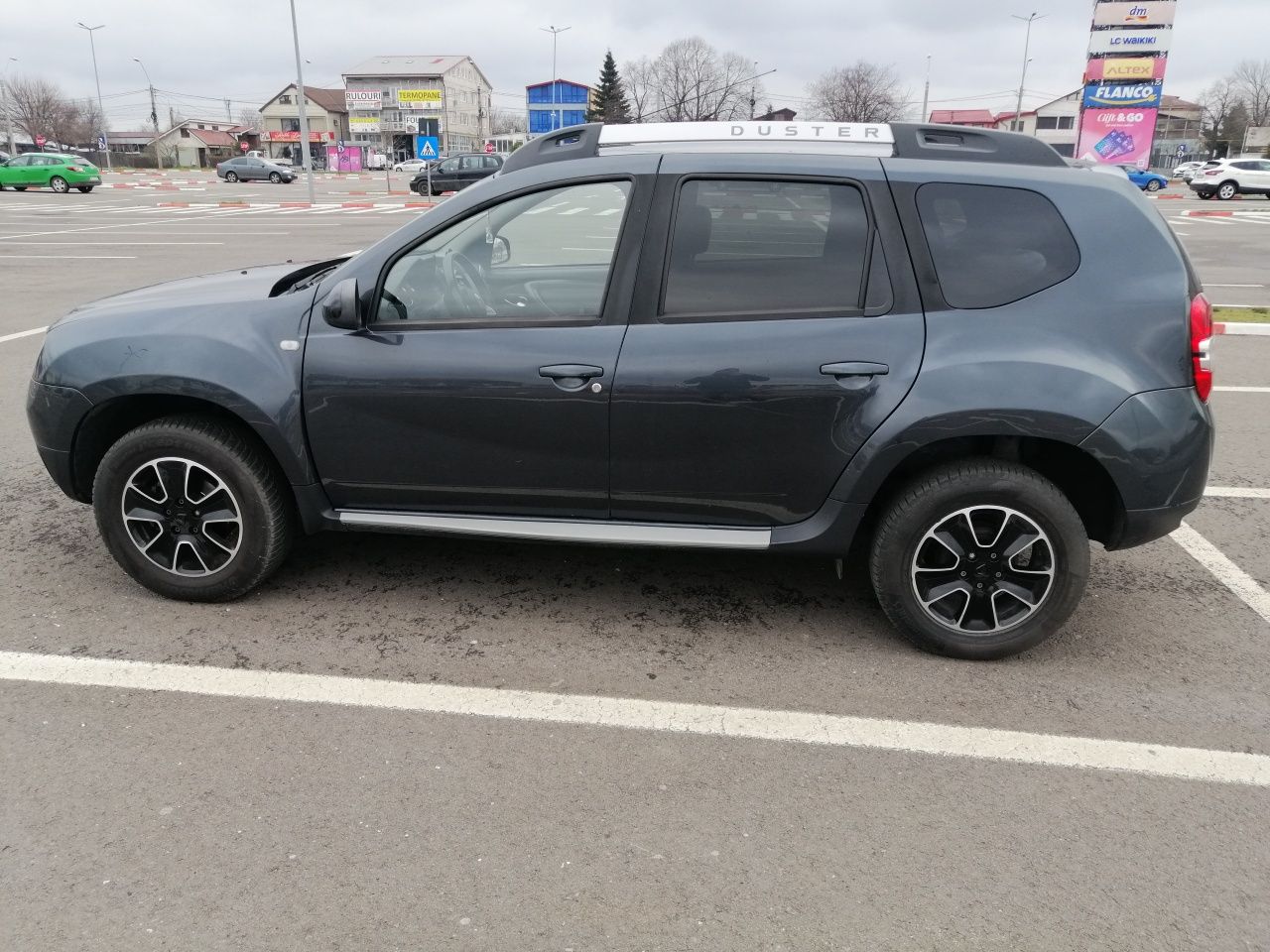 Vând Dacia Duster 2017 euro 6