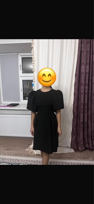 Синее и чёрное платья — как новые, надеты один раз