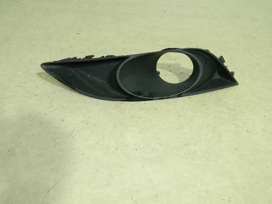 Grila proiector partea dreapta, Toyota Auris, 2007, 2008, 2009, 2010, , 81481-02050