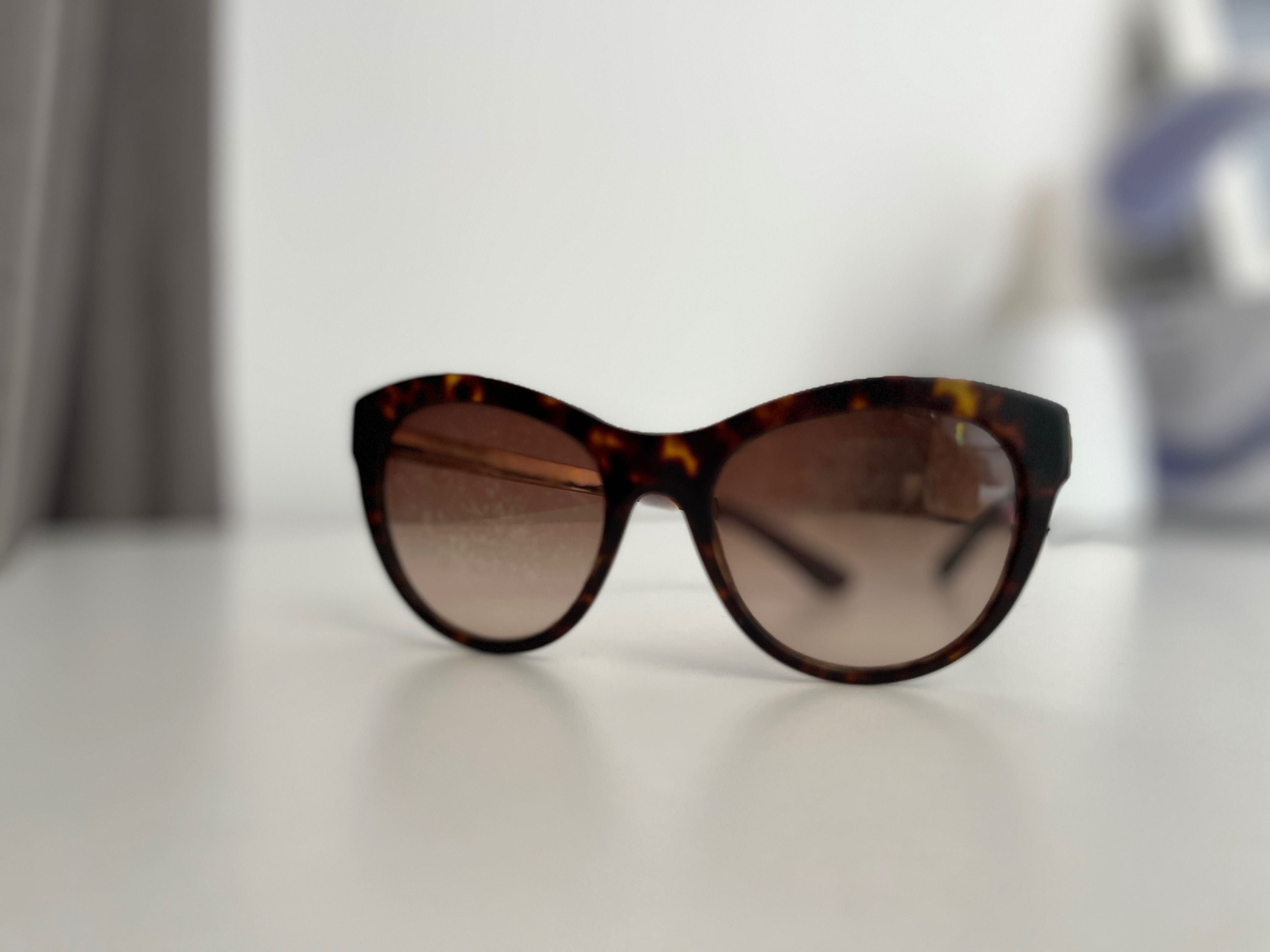 ОРИГИНАЛНИ слънчеви очила DOLCE & GABBANA 4243/502/13 Котешко Око