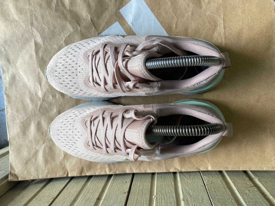 ''Nike Odyssey React''оригинални маратонки 37.5 номер