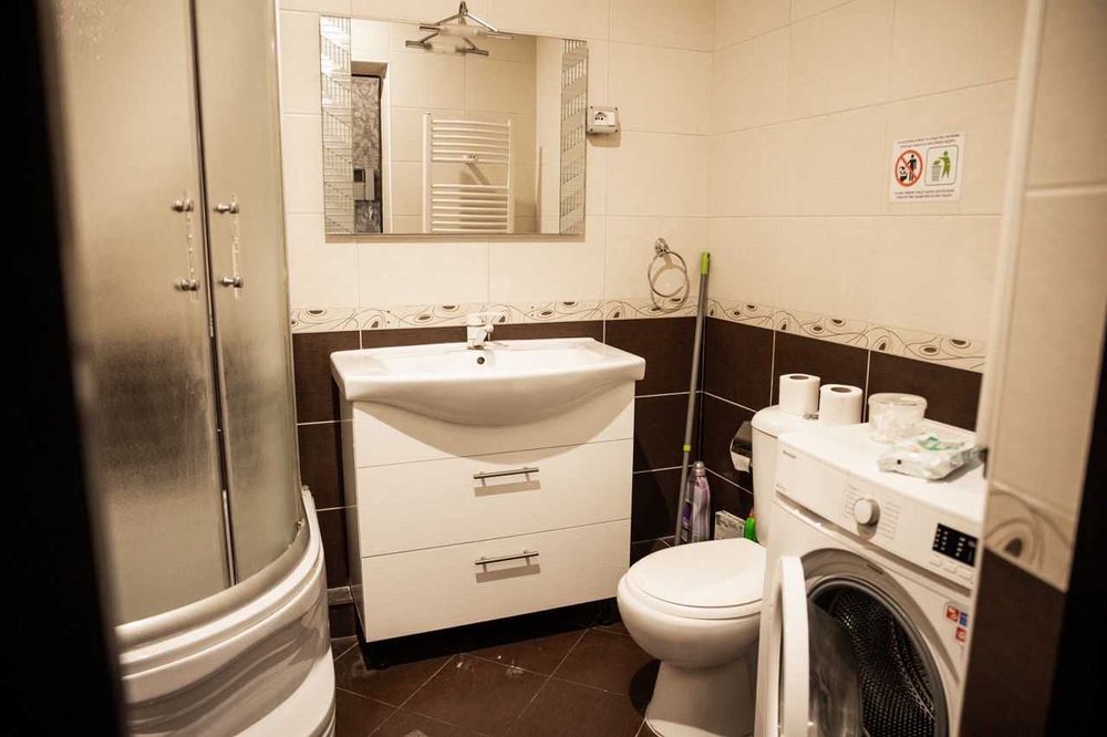 Дава се под наем Едностаен апартамент в София, Център - 31 кв.м за 325 € - Снимка #2